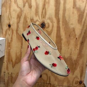 Khaite
Mercy Raspberry-Embellished Mesh Flats